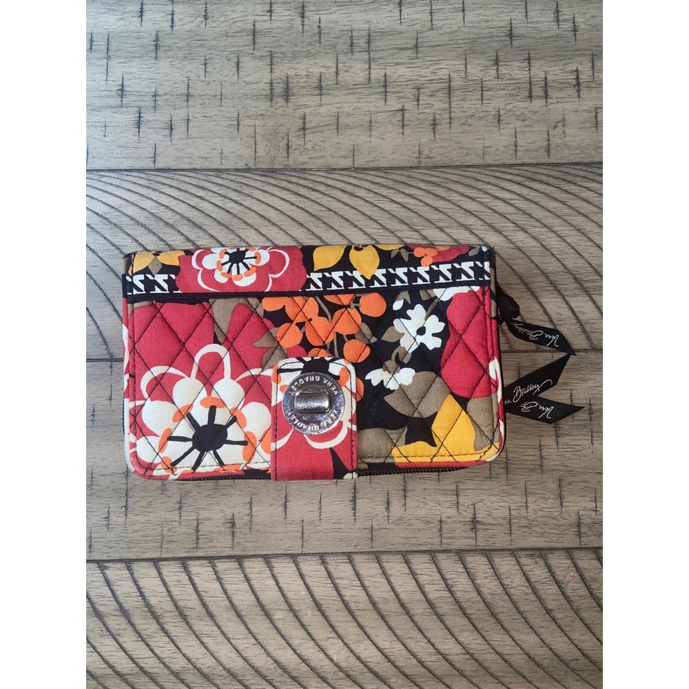 Vera Bradley Bittersweet Turn Lock Quilted Wallet 2013 Retired Pattern